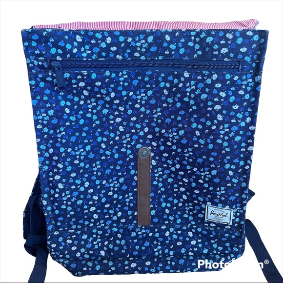 Herschel Supply Company City Pack in Blue Floral Retired Print - Picture 7 of 14